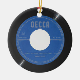 Enroscando O Ornamento Natal Da Árvore