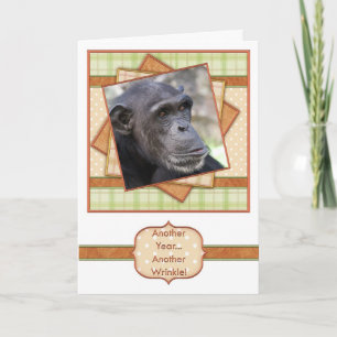 Enrugamentos engraçados do cartão de aniversári