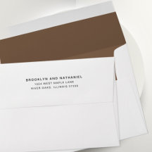 Envelope Simples de Noz Marrom com Endereço de Ret