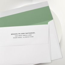 Envelope Simples Verde Sage com Endereço de Remete
