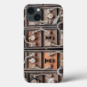 Equipamentos industriais em minas abandonadas em B