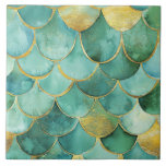 Escalas de Sereia Elegantes em Teal e Dourado<br><div class="desc">Mergulhe na elegância oceânica com este azulejo de design cerâmico impressionante, com escalas de sereia em forma de aquarela, verde-marinho e turquesa. Cada escala é delicadamente esboçada em ouro misturado, adicionando um toque de luxo e charme mágico ao seu espaço. O padrão que flui evoca o mistério e a beleza...</div>