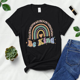 Escolha a camisa de bondade, sorria todos os dias