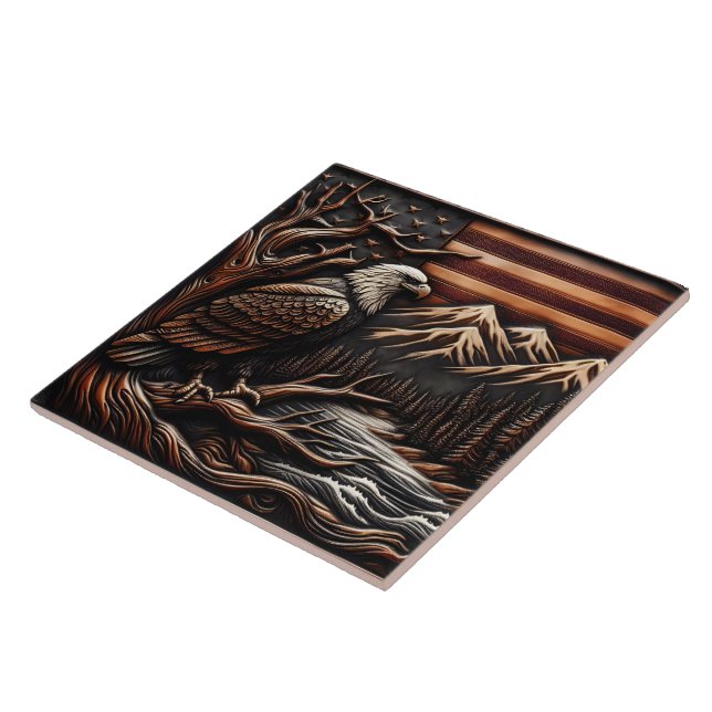 Escultura de Águia Americana com Montanhas e Bande (Lateral)