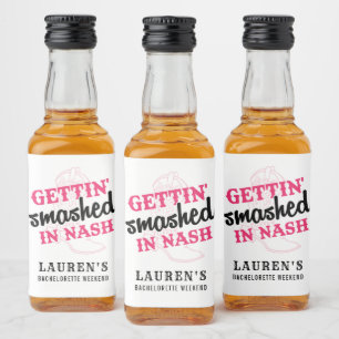 Esmagado no rótulo da minigarrafa de Nash Bachelor