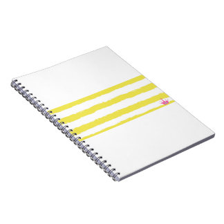 Espiral Caderno com listras amarelas e coroa rosa