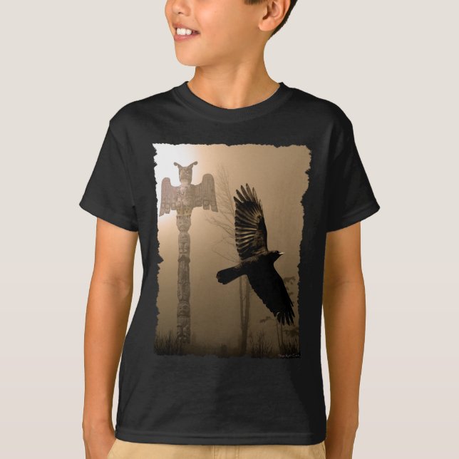 Espírito de Corvo Voador e Camiseta de Arte Nativa (Frente)