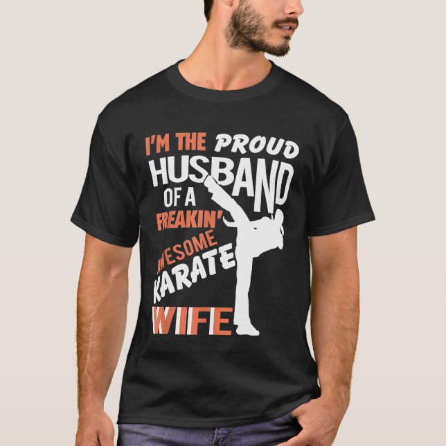 Esposa do Karate do Marido Orgulho - Camisa do Kar (Frente)