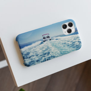 Esqui Aquático Atrás de Barco Rápido