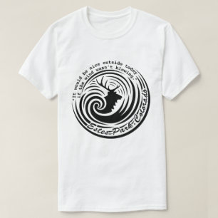 Esta camisa de cor clara do vento