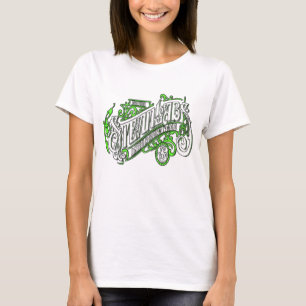 Esta camiseta básica apresenta um ajuste relaxado