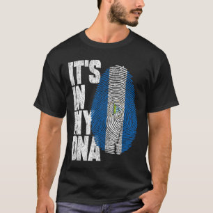Está no meu DNA, a camisa nicaraguana.