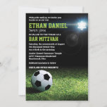 Estádio de Futebol na Noite Bar Mitzvah Convite<br><div class="desc">Se seu filho é um entusiasta do futebol com sonhos da Copa do Mundo, então este convite para o Bar Mitzvah que tem uma imagem de um estádio de futebol noturno com uma estrela brilhante de David brilhando na grama verde e bola de futebol pode ser uma maneira perfeita de...</div>