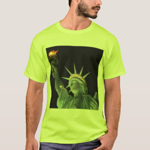 Estátua da Liberdade em Camiseta de Segurança