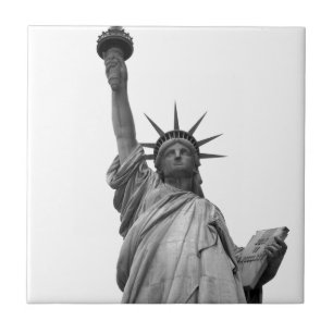 Estátua da liberdade preta & branca