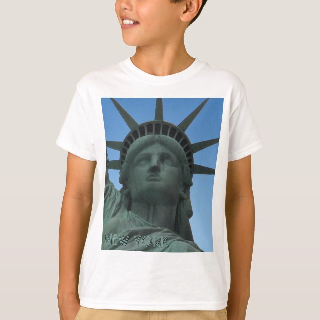 Estátua de Camisas de Liberdade de Nova Iorque (Frente)