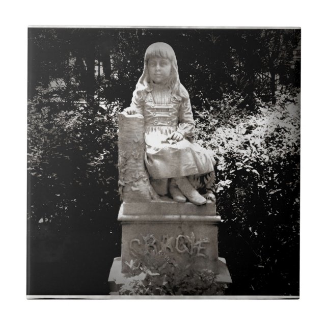 Estátua de Gracie (Frente)