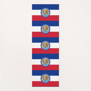 Esteiras patrióticas da ioga com a bandeira de