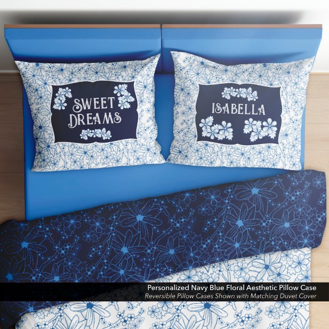 Estética Floral Azul Marinho Personalizada (Reversible Navy Blue Floral Aesthetic Pillow Case–Personalized with Your Name.)