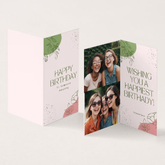 Estética floral pastel de menina em foto de aniver