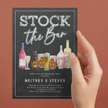 Estoque o convite para Festa de noivado dos Casais<br><div class="desc">Casais convites para festas de noivado de chá com fundo de quadro de chalkboard,  uma seleção de cervejas e vinhos de aquarela,  o ditado "estoque o bar" e um modelo de texto moderno que é fácil de personalizar.</div>