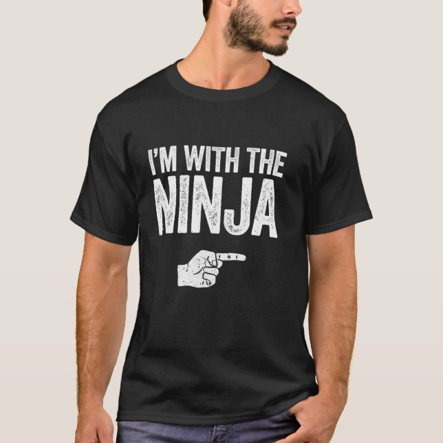 Estou com a camisa Ninja que combina com a camisa  (Frente)