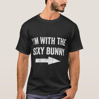 Estou com a camisa sexy Bunny