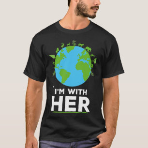 Estou com o ambiente de camisetas dela.