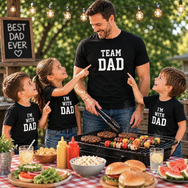 Estou Com Papai Camisa Engraçada Dia dos Pais (Criador carregado)