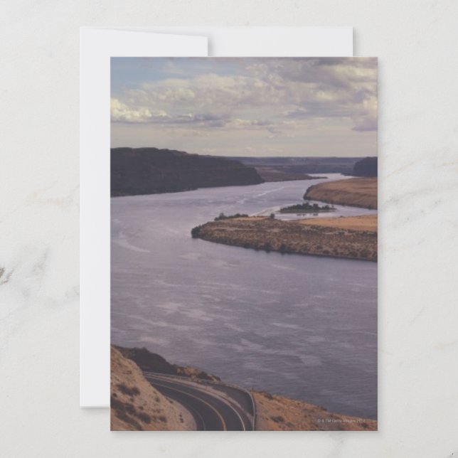 Estrada ao longo do rio (Frente)