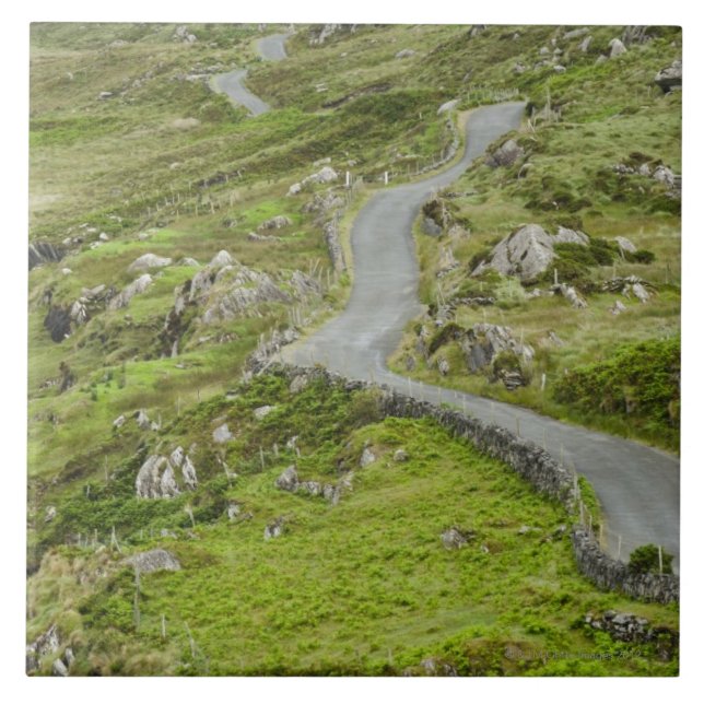 Estrada entre Ballaghacahreen e Caherkeen. (Frente)