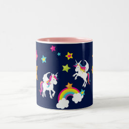 Estrelas do arco-íris do unicórnio. Caneca do