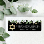 Etiqueta Bat Mitzvah Chic Black Floral Return Endereço Dour<br><div class="desc">Tenha orgulho, alegria e comemore este marco do seu Bat Mitzvah favorito sempre que você usar esta sofisticada etiqueta de endereço de retorno personalizada! Uma aquarela floral chica, espantosa, branca e dourada brilhante com faux gold foil script typografia e Star of David, bem como um tipo de san serif branco...</div>
