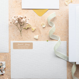 Etiqueta Beige Stylized Names Endereço de devolução de casa