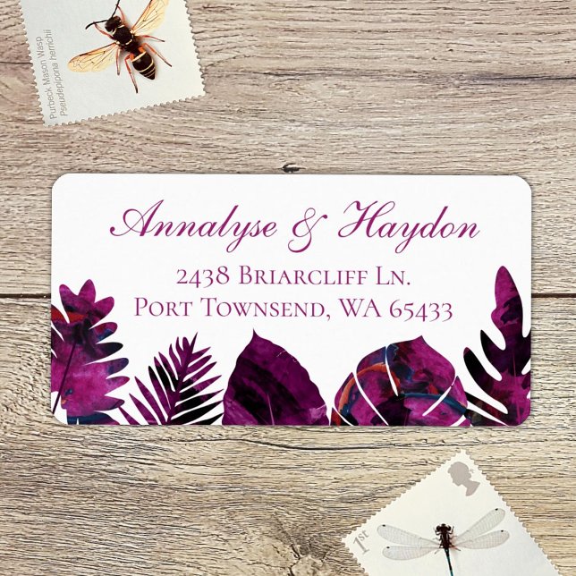 Etiqueta Berry Pink Tropical Leaves Endereço de Casamento (tropical wild berry pink, magenta island palm leaves, monstera, ferns address labels for rsvp cards)