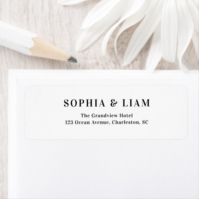 Etiqueta Black and White Minimalist Script Wedding Address  (Insitu)