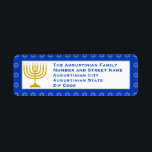 Etiqueta Blue Personated Menorah HANUKKAH Endereço de devol<br><div class="desc">RÓTULOS DE ENDEREÇO na moda azul Menorah RETURN, mostrando menorah de cor dourada contra um fundo azul com uma Estrela de cinza prateada do padrão David. Há um texto personalizável de marcador de posição, para que você possa personalizar com seus próprios detalhes. Adição ideal para seus cartões e convites temáticos...</div>