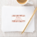 Etiqueta Boho Holly Pink Christmas Address<br><div class="desc">Com um belo design botânico rosa e vermelho,  estes autocolantes de endereço são elegantes e festivos. Perfeito para famílias ou casais nesta época de férias. Localizar itens correspondentes no meu compro.</div>