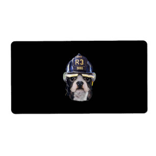 Etiqueta Cachorro francês bonito Vestindo capacete de bombe