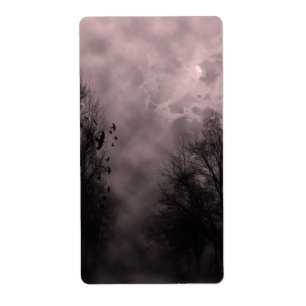 Etiqueta Céu Vermelho Sanguíneo Assombrado com Ravens