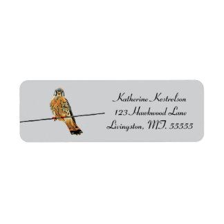 Etiqueta Colorful Kestrel on a Powerline Return 