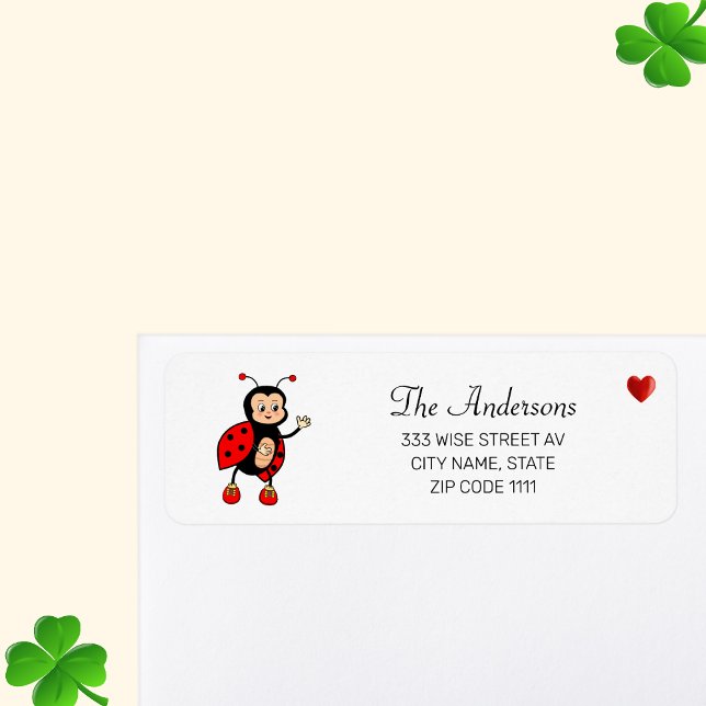 Etiqueta Cute Ladybug e coração em Branco (Criador carregado)