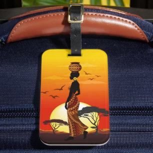 Etiqueta De Bagagem A linda mulher africana Silhouette sobre os sóis a