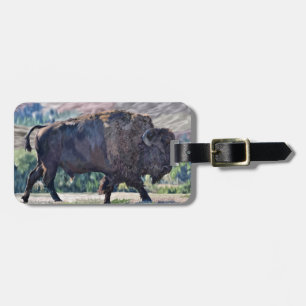 Etiqueta De Bagagem American Bison Roaming no Grassland Setting