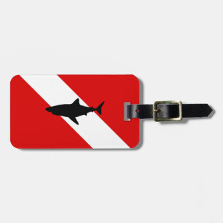 Etiqueta De Bagagem Bandeira do mergulho: Tubarão