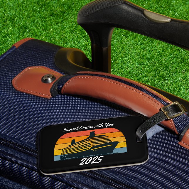 Etiqueta De Bagagem Black SUNSET Cruise consigo Personalizar (Personalize with a few words and the current year,)