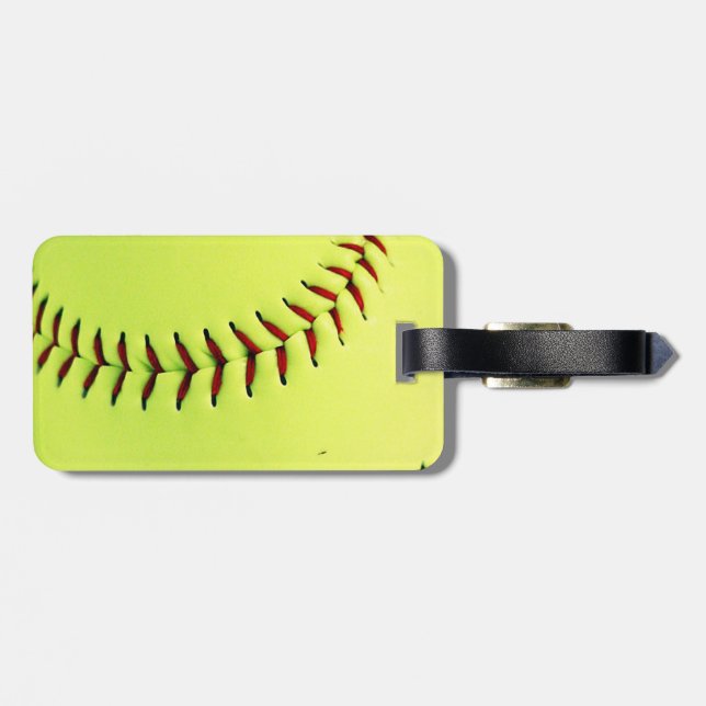 Etiqueta De Bagagem Bola amarela do softball (Traseira Horizontal)