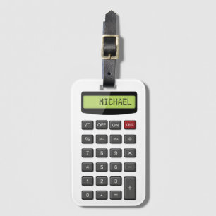 Etiqueta De Bagagem Calculadora clássica com olhar conhecido feito so