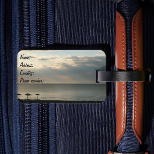 Etiqueta De Bagagem Céu da manhã sobre praia em Grécia