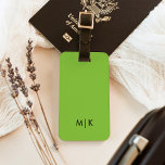 Etiqueta De Bagagem Chartreuse Green | Monograma Moderno<br><div class="desc">Este design de etiqueta de bagagem moderna apresenta um fundo verde colorido e carreso,  com as suas iniciais em negrito texto preto para uma aparência que é moda e na moda.</div>